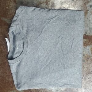 Cremieux grey soft cotton long sleeve crew neck tee in size Large